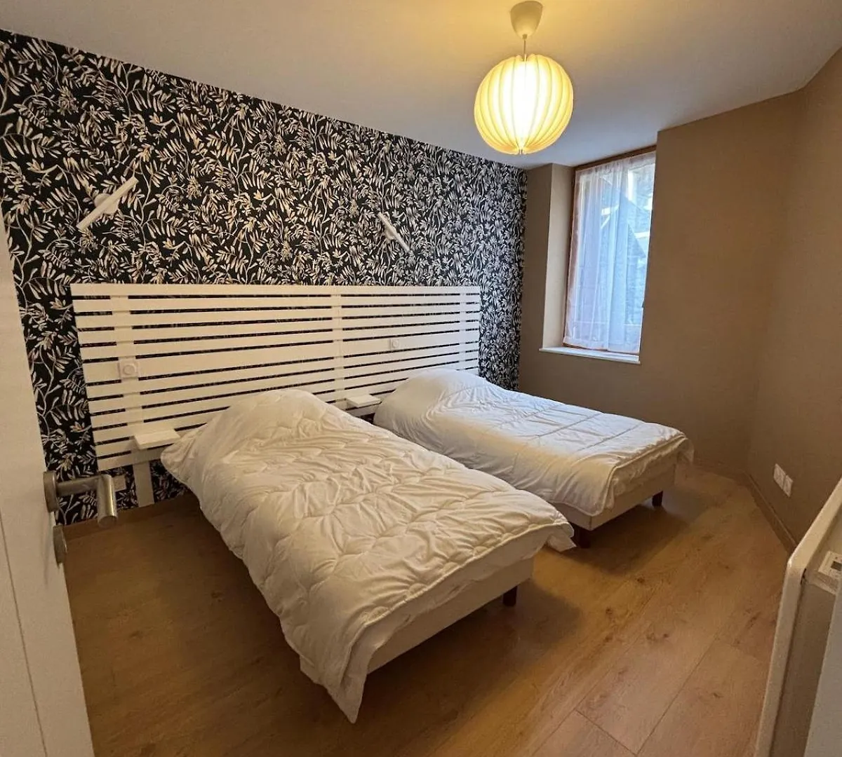 Magnifique Appartement Neuf 4 Chambres Bagnères-de-Luchon 0*,
